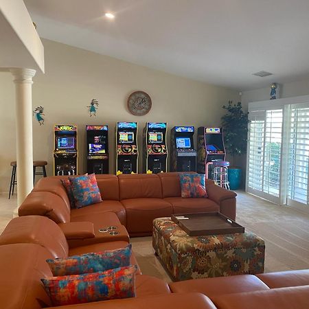 Coachella Chill: Luxury 4Br/4King Paradise Retreat Indio Εξωτερικό φωτογραφία