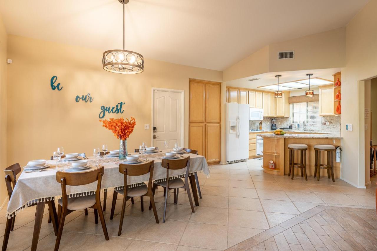 Coachella Chill: Luxury 4Br/4King Paradise Retreat Indio Εξωτερικό φωτογραφία