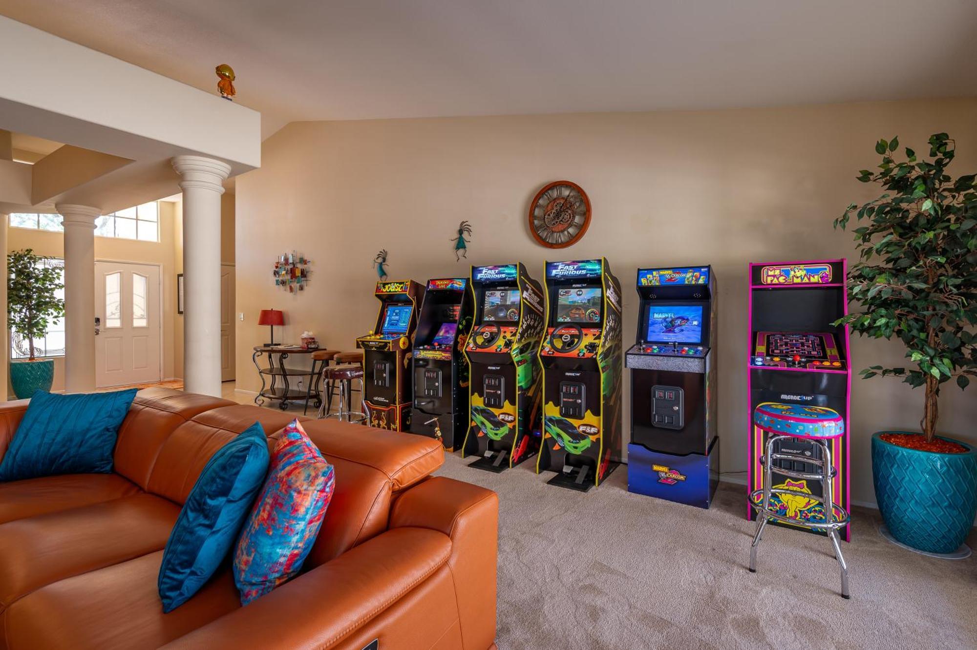 Coachella Chill: Luxury 4Br/4King Paradise Retreat Indio Εξωτερικό φωτογραφία